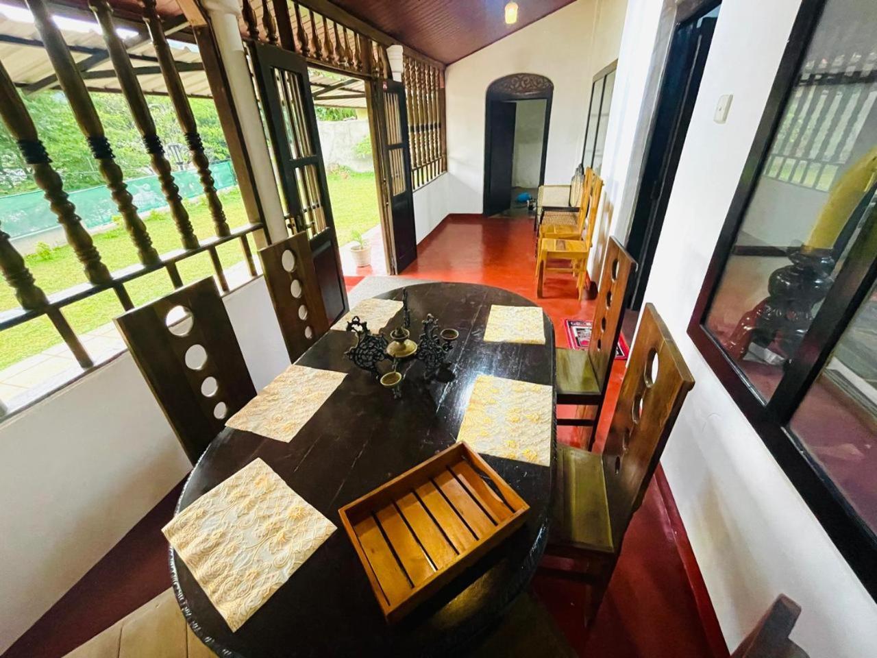 Lake Classical Guest House Kandy Eksteriør billede