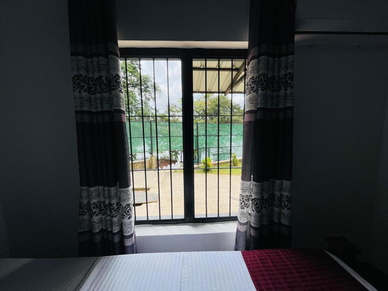 Lake Classical Guest House Kandy Eksteriør billede